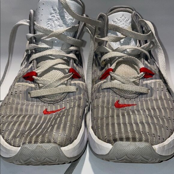 Nike Gray and Red Athletic Shoes with Cushioned Sole - Picture 1 of 11